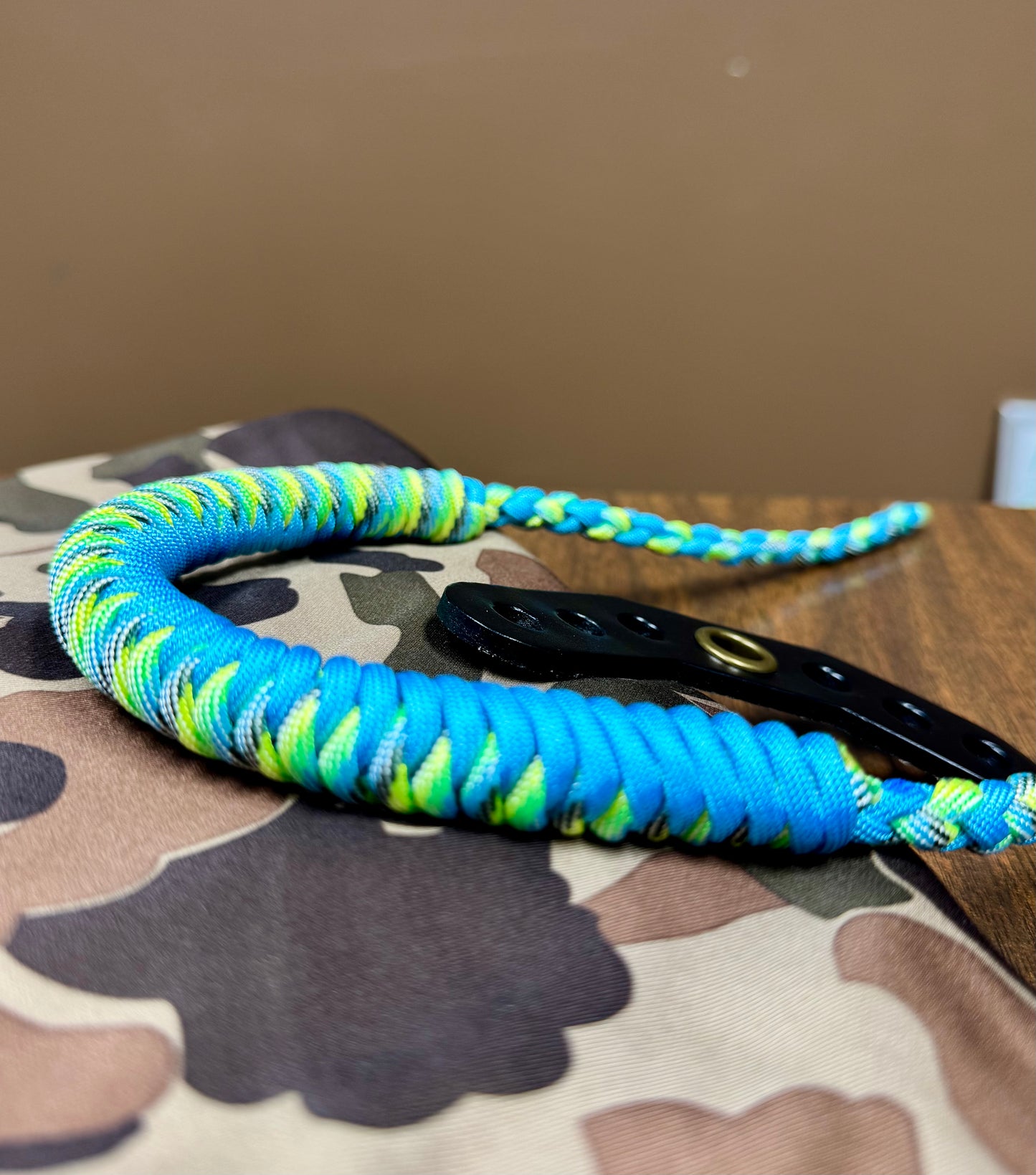 Custom Paracord Bow Wrist Sling – Adjustable Handmade Archery Grip Strap for Compound & Hunting Bows
